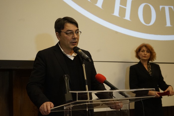 Dodela zlatnog pečata Karenu Shkahnazarovu