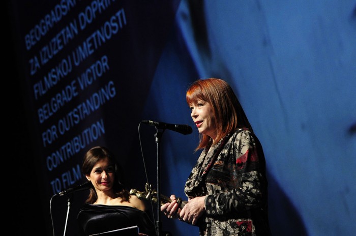 beograd 03.03.2018. nagrade na 46. fest-u BEOGRADSKI POBEDNIK za izuzetan doprinos filmskoj umetnosti: Neda Arnerić. BEOGRADSKI POBEDNIK za dosadašnje stvaralaštvo: Karen Šahnazarov. ...